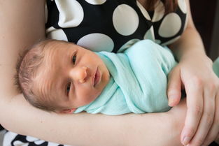 孕晚期肚子下坠感是快生了吗_